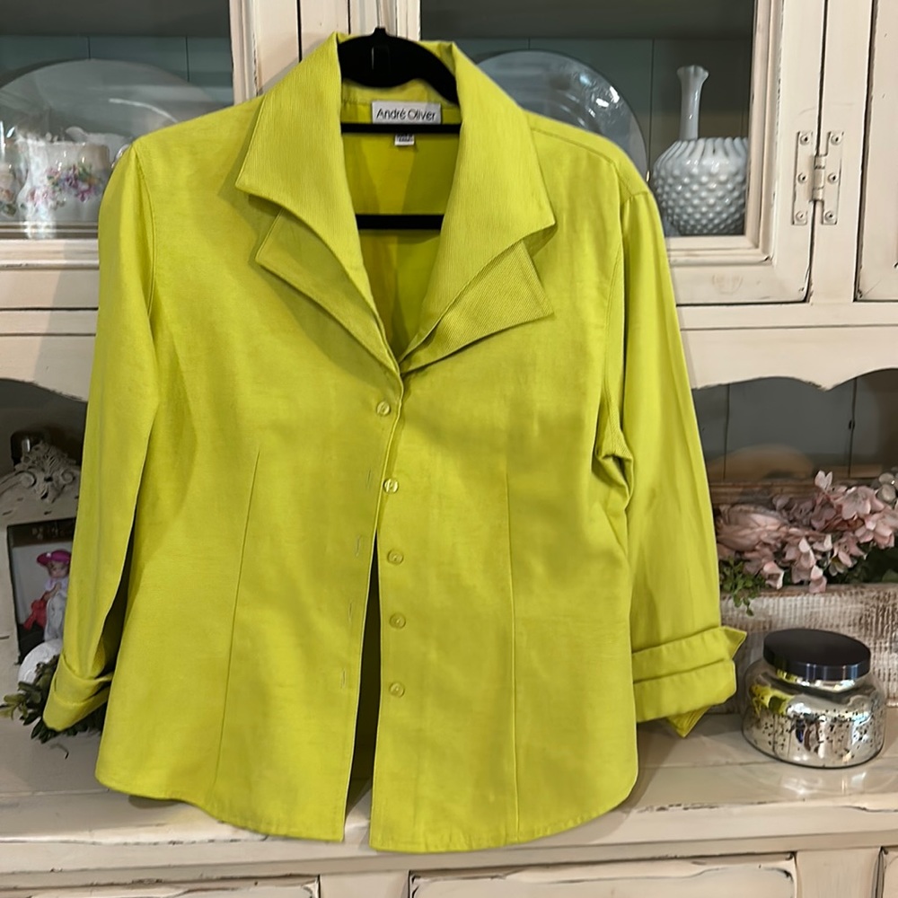 Andre Oliver Size 10 Lime Green Jacket